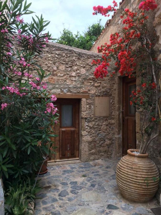 Athina Guesthouse Monemvasía Eksteriør billede